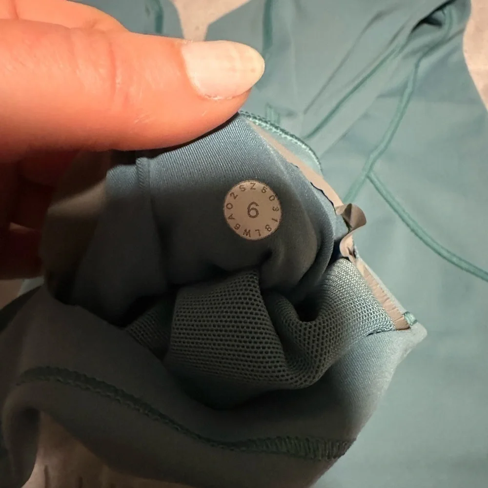 Lululemon cropped leggings